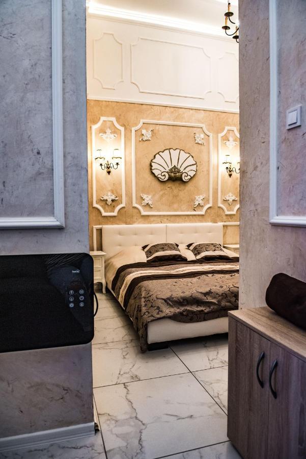 Exclusive Szallashely Szeged Buitenkant foto