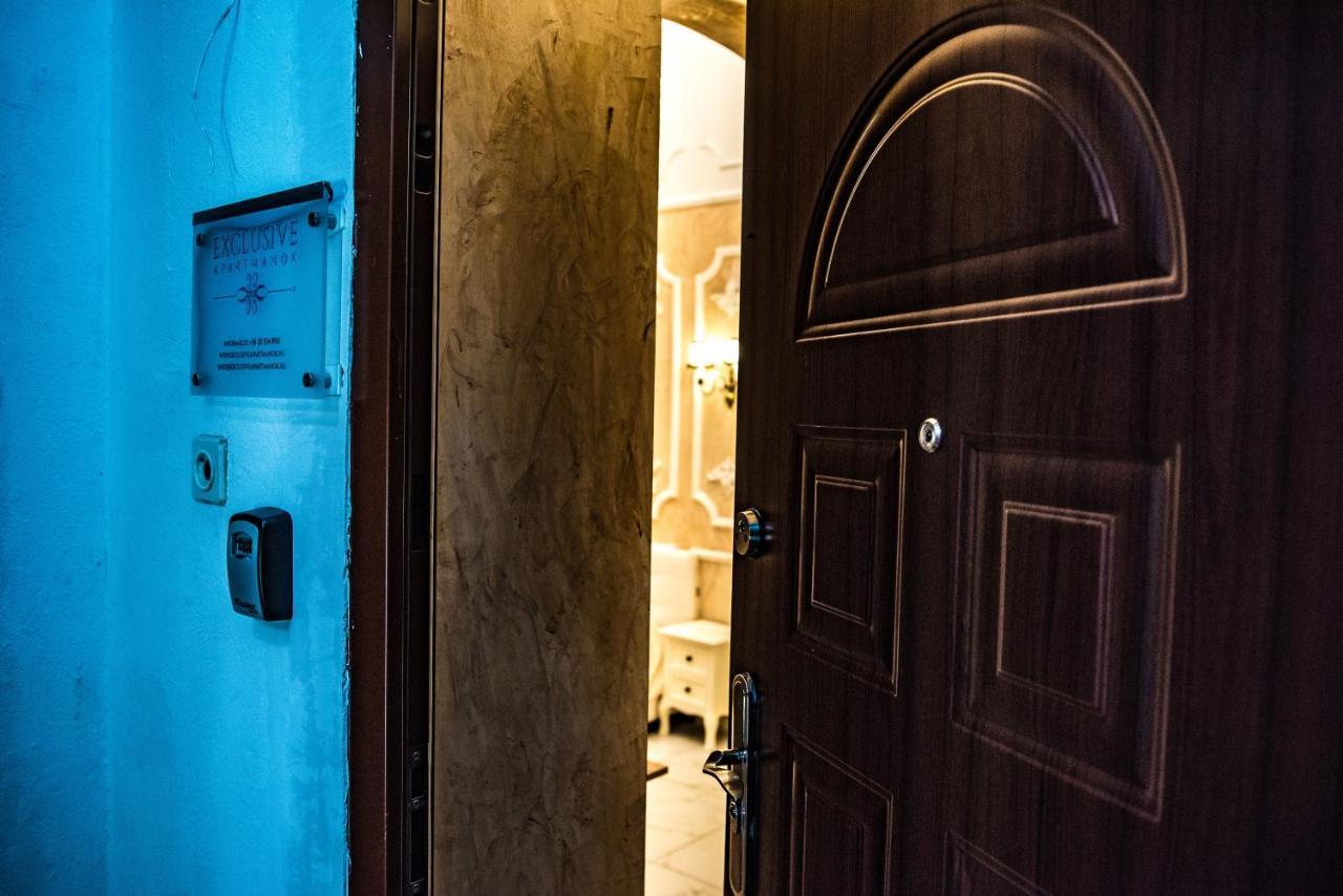 Exclusive Szallashely Szeged Buitenkant foto